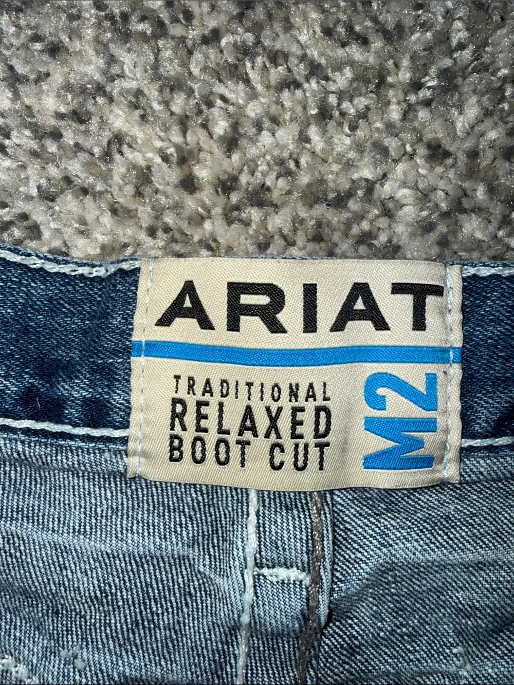 Ariat Men's Blue Washed Straight-Leg Jeans M2 relaxed bootcut 38x32
